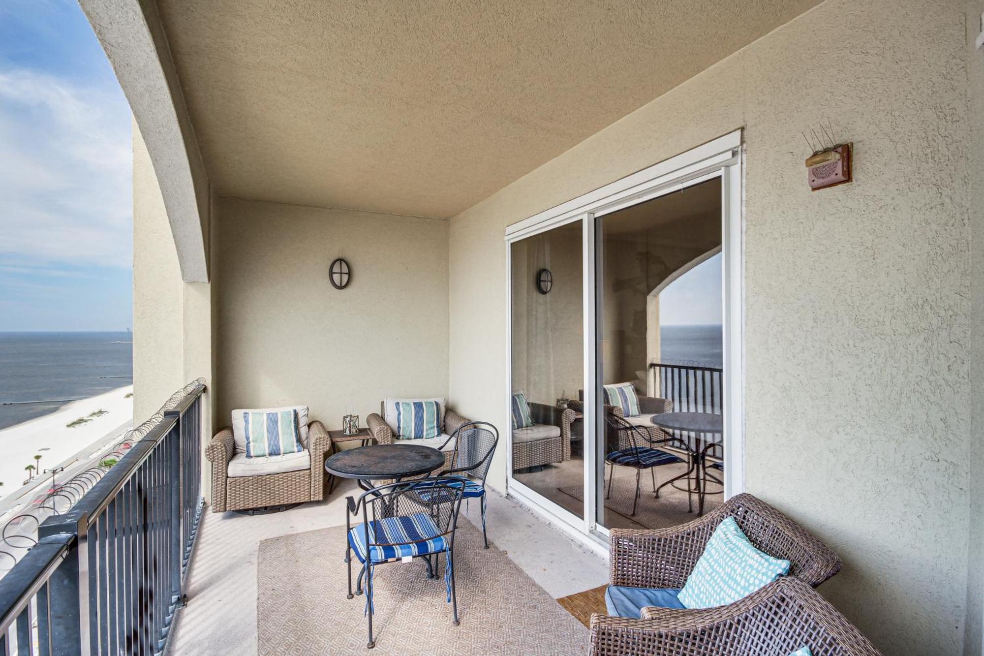 Sleek Gulfport Condo With Ocean Views And Pool Access! Eksteriør billede